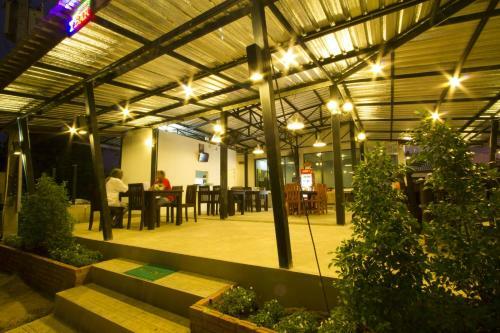 Hotel The Rise Resort Sukhothai Historical Park