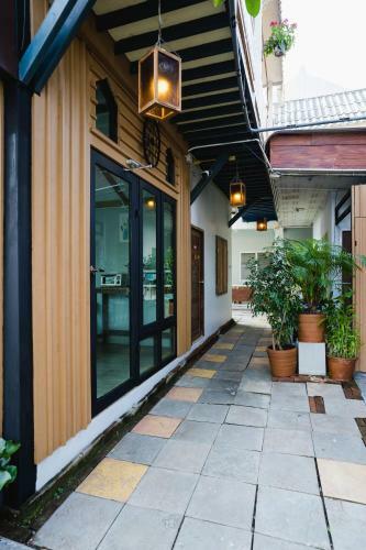 Hostal Sabuy Guesthouse