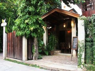 Hostal Chiang Maan Residence