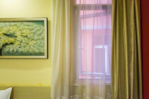 Hotel Hanting Express Shanghai Maoming Road