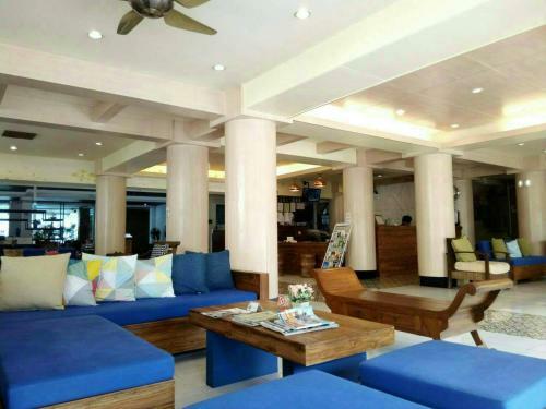 Hostal Thana Hotel & Guest House