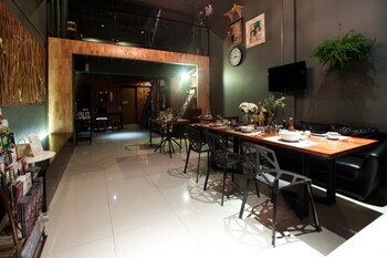Hostal 3laanhouse