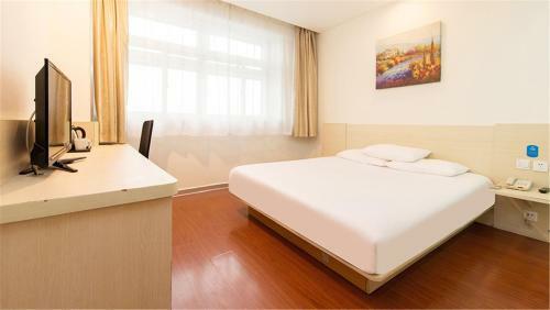 Hotel Hanting Express Shanghai Lujiazui Oriental Pearl Tower