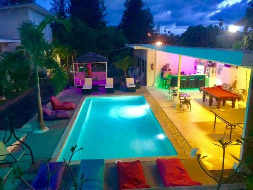 Albergue Samui Backpacker Hotel