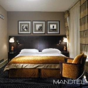 Auteuil Manotel