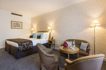 Hotel Bristol