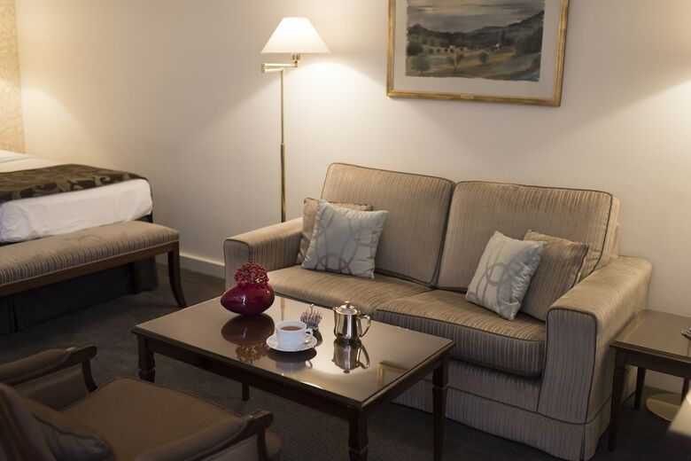 Hotel Bristol