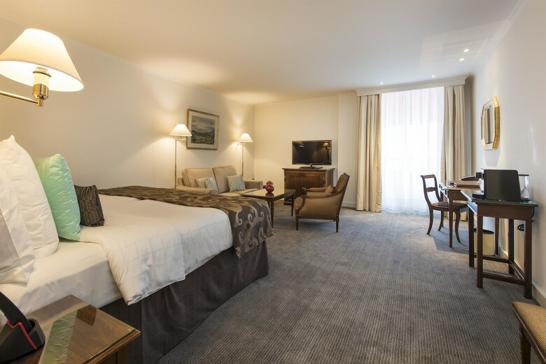 Hotel Bristol