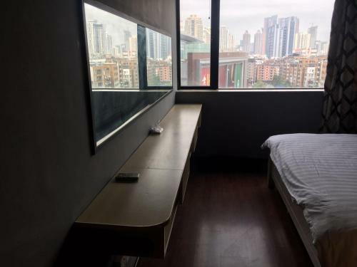 Shenzhen Style Apartment
