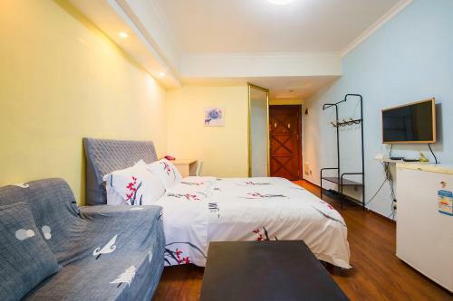 Shenzhen Style Apartment