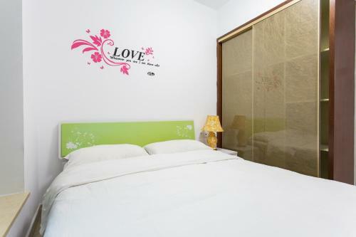 Shenzhen Dongmen Haicheng Boutique Apartment