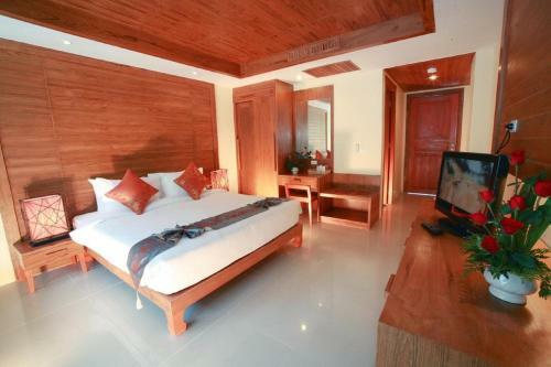 Hotel Honey Resort, Kata Beach