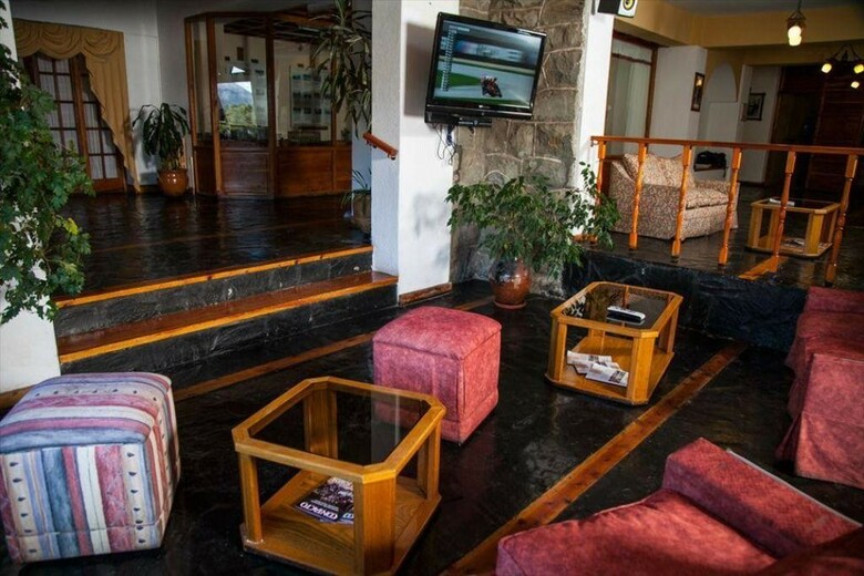 Hotel Amancay