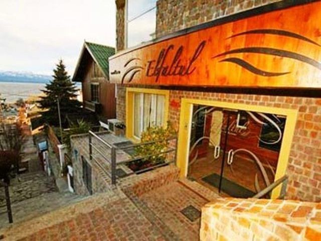 Elfaltul Hotel