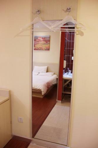 Hotel Hanting Express Shanghai Zhongshan Park
