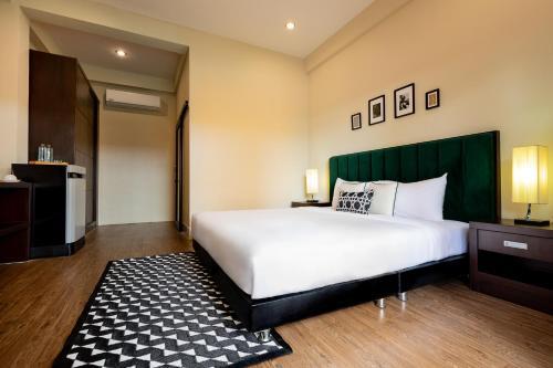Buasri Phuket Hotel