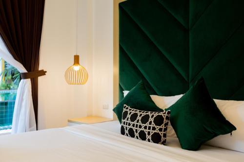 Buasri Phuket Hotel