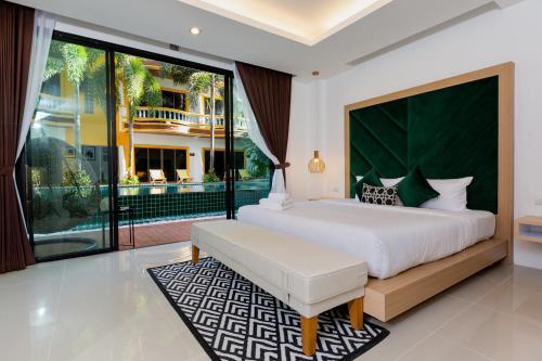Buasri Phuket Hotel