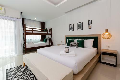 Buasri Phuket Hotel