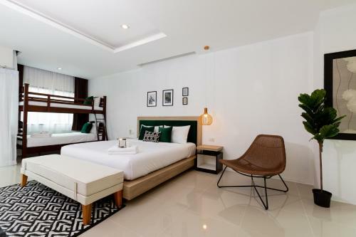 Buasri Phuket Hotel