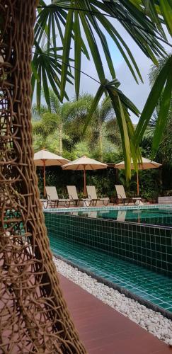 Buasri Phuket Hotel