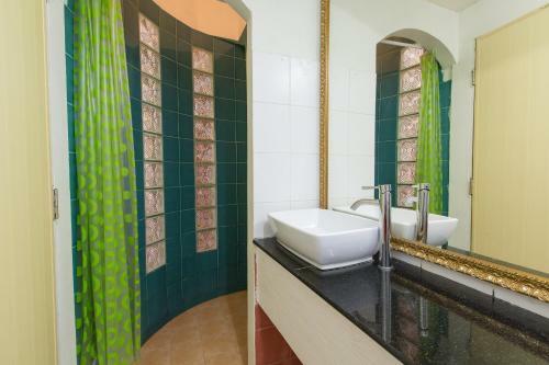 Hostal Connect Guesthouse