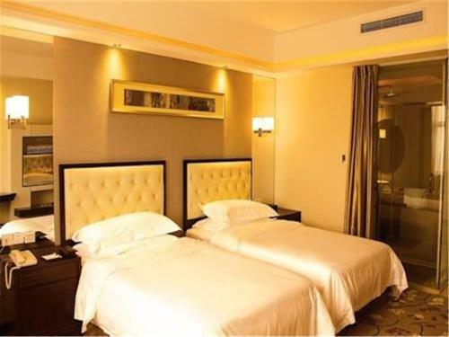 Vienna Hotel Songjiang Xin Qiao