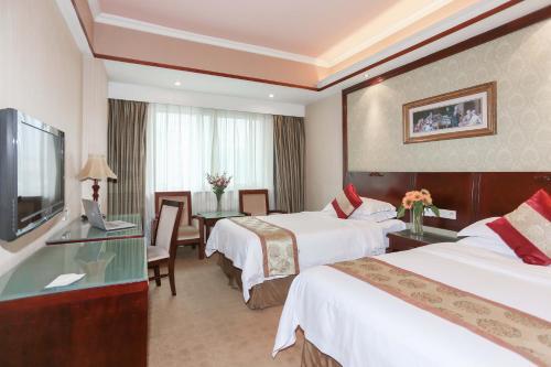 Vienna Hotel Songjiang Xin Qiao