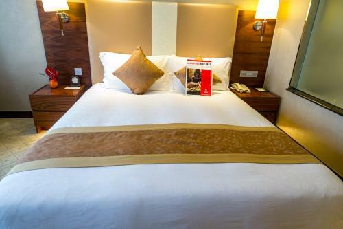Regal Jinfeng Hotel