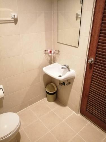 Hotel Deva Suites Patong