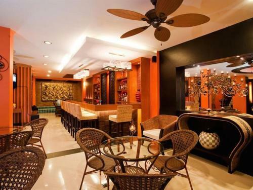 Hotel Deva Suites Patong