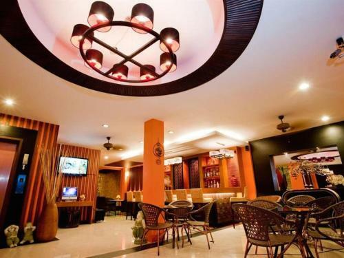Hotel Deva Suites Patong