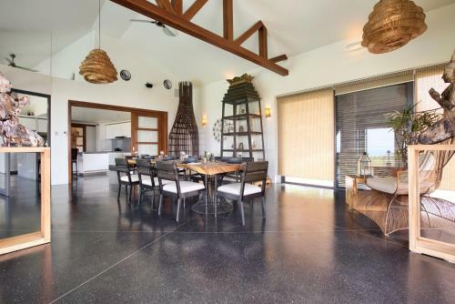 Villa Skyfall