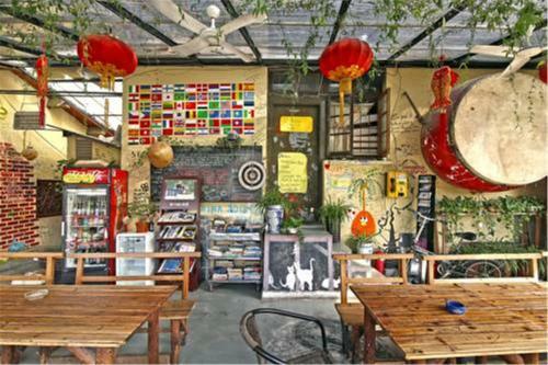 Posada The Phoenix Hostel Shanghai