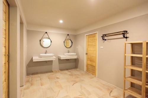 Lupta Hostel Patong Hideaway
