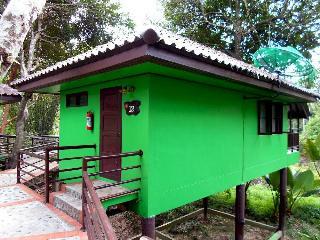 Khao Sok River Lodge