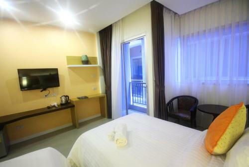 Hotel Breezotel