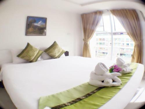 Hostal Swiss House
