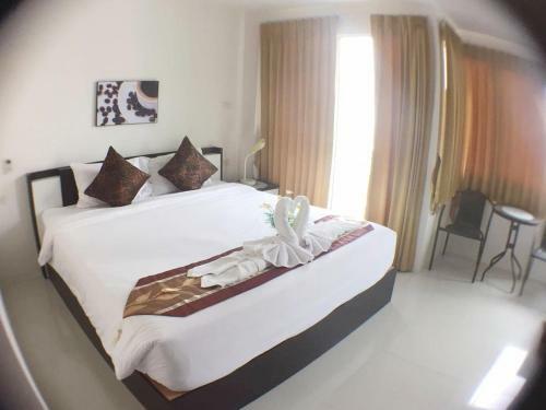 Hostal Swiss House