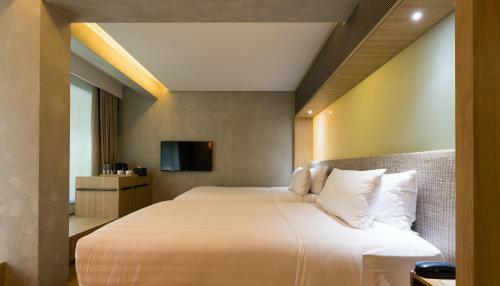 Hotel Ad Lib