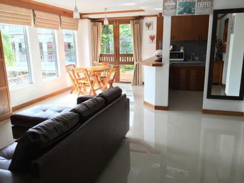 Taosha Suites Hotel