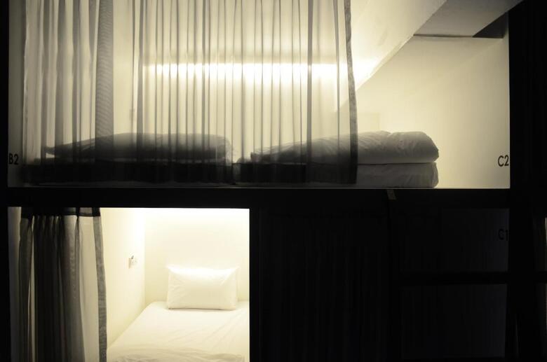 3howw Hostel @ Sukhumvit 21