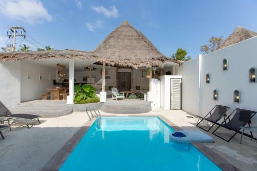 Eden Beach Villas