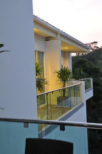 Hotel Am Surin Place