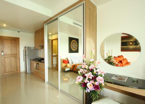 Aparthotel Surin Sabai Condominium