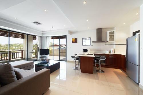Aparthotel Surin Sabai Condominium