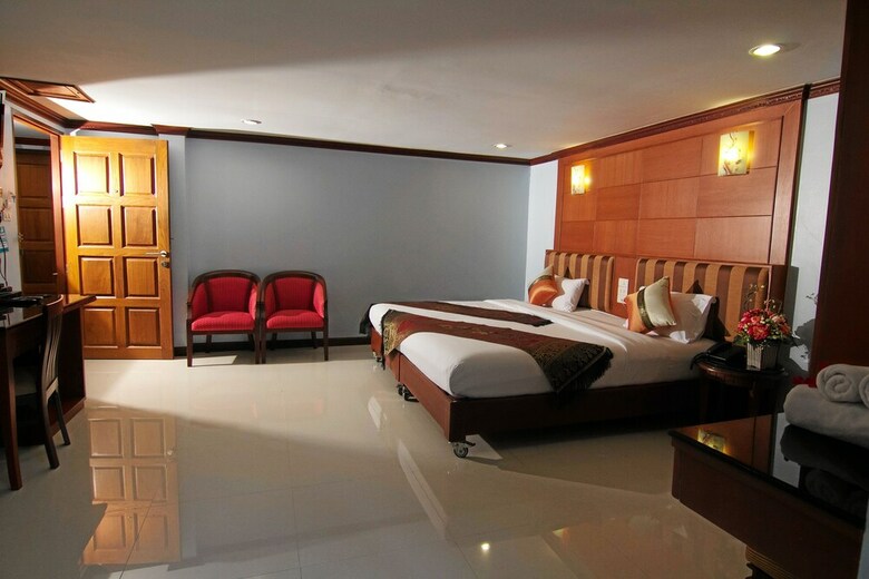Hotel Sky Suites
