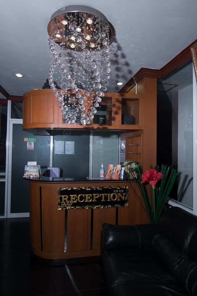 Hotel Sky Suites