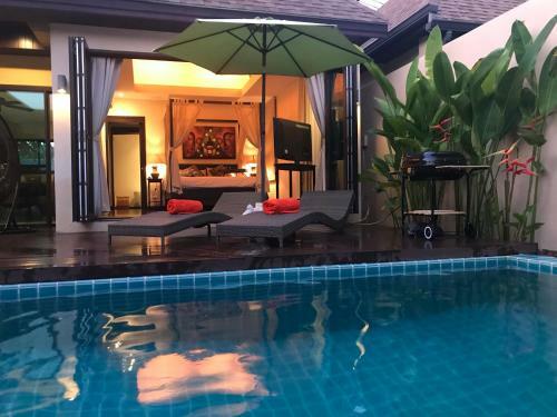Plunge Tropical Villa