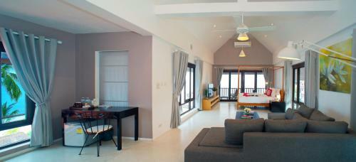 Baan Bophut Beach Hotel